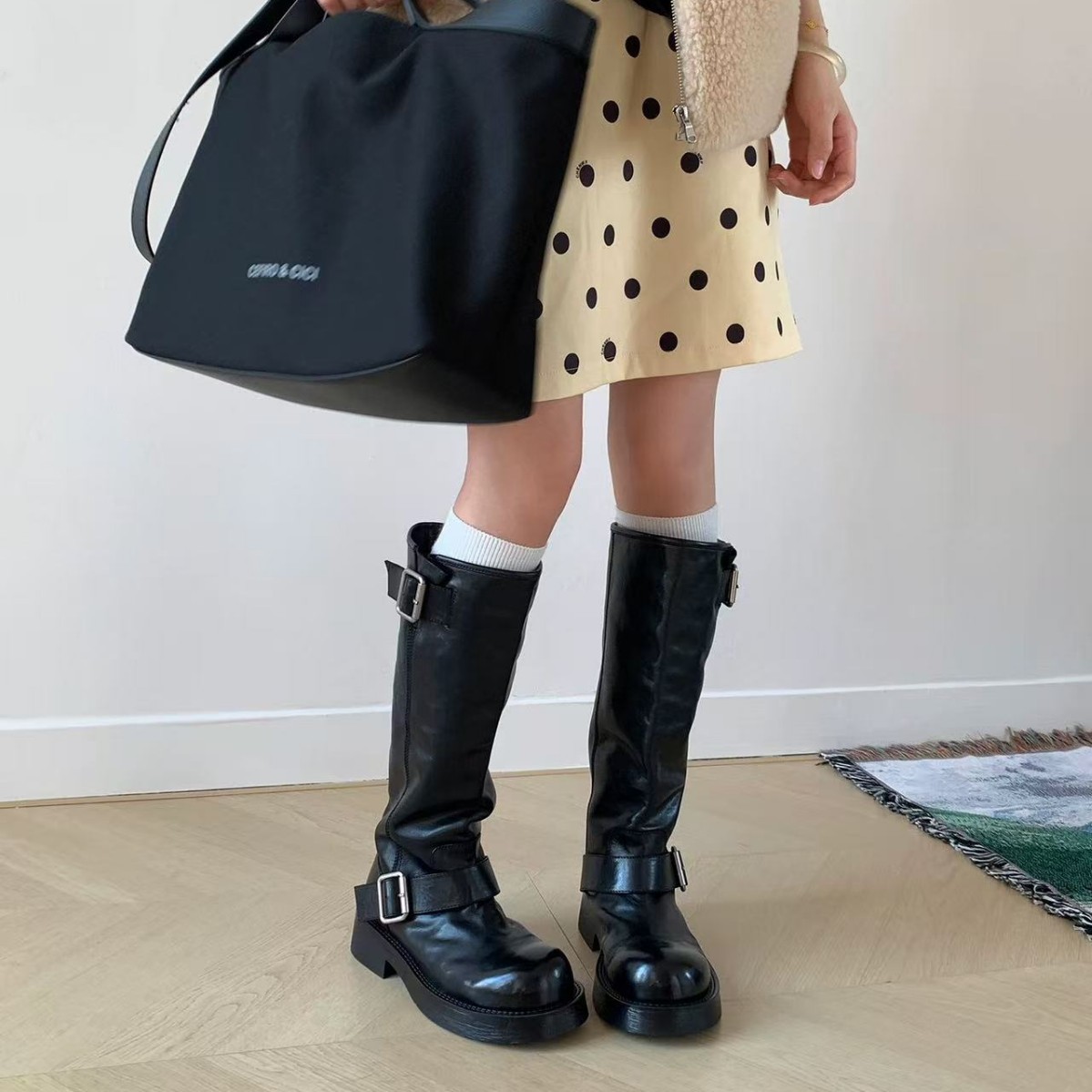 Damen-Stiefel mit Gürtelschnal – Leather Classic Strap Bewertung und Preis
